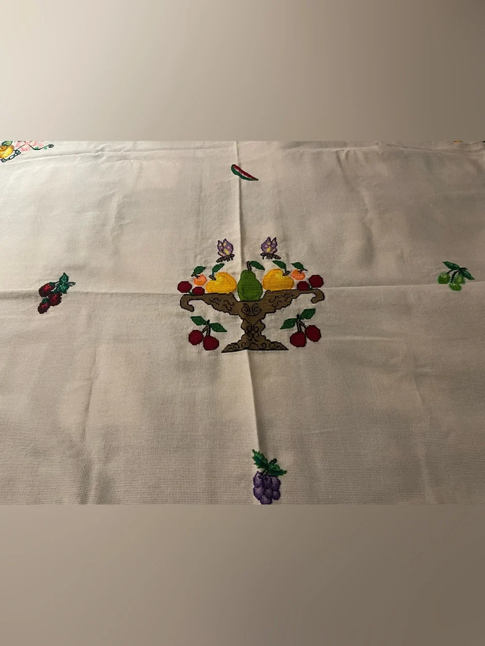 Send Offer Handmade Cross-stitch Fruit Centerpiece Tablecloth Colorful Fruit